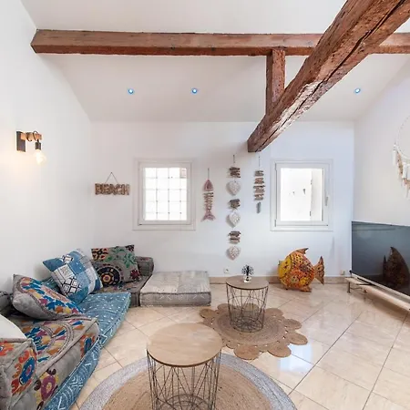 Le Kocoon Hyper T3 Centre Proche Апартаменты *